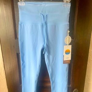 Vuori high rise leggings